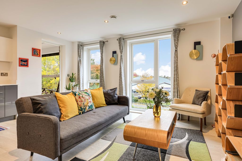 Property photo 2 of 20 Img14