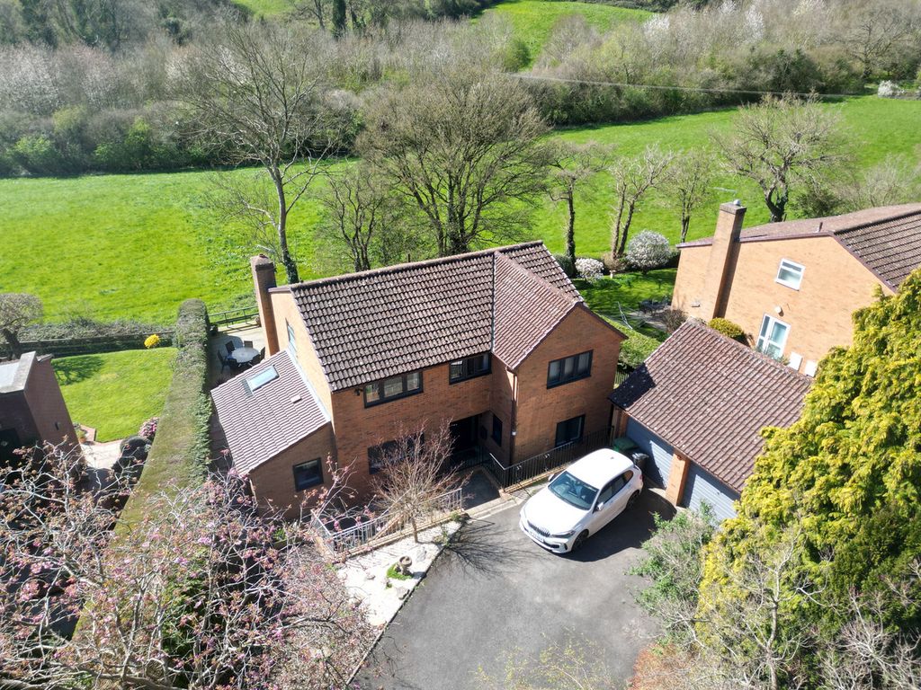 Property photo 1 of 24