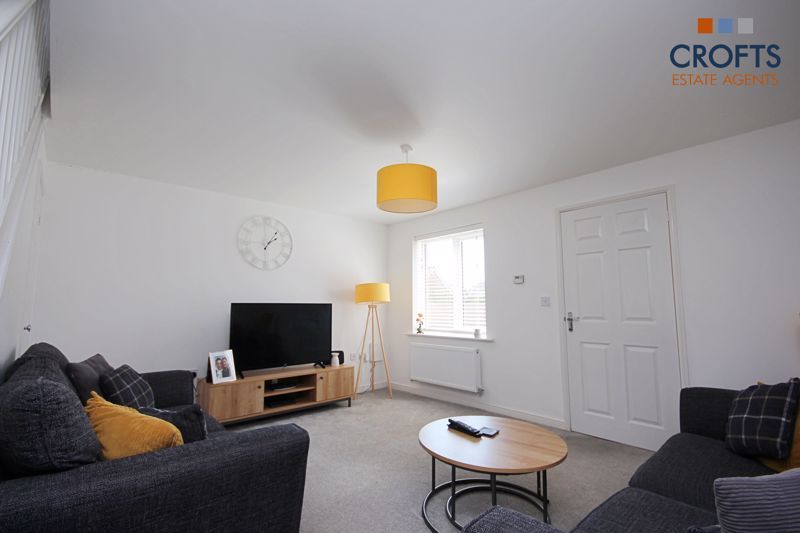 Property photo 2 of 13 Lounge