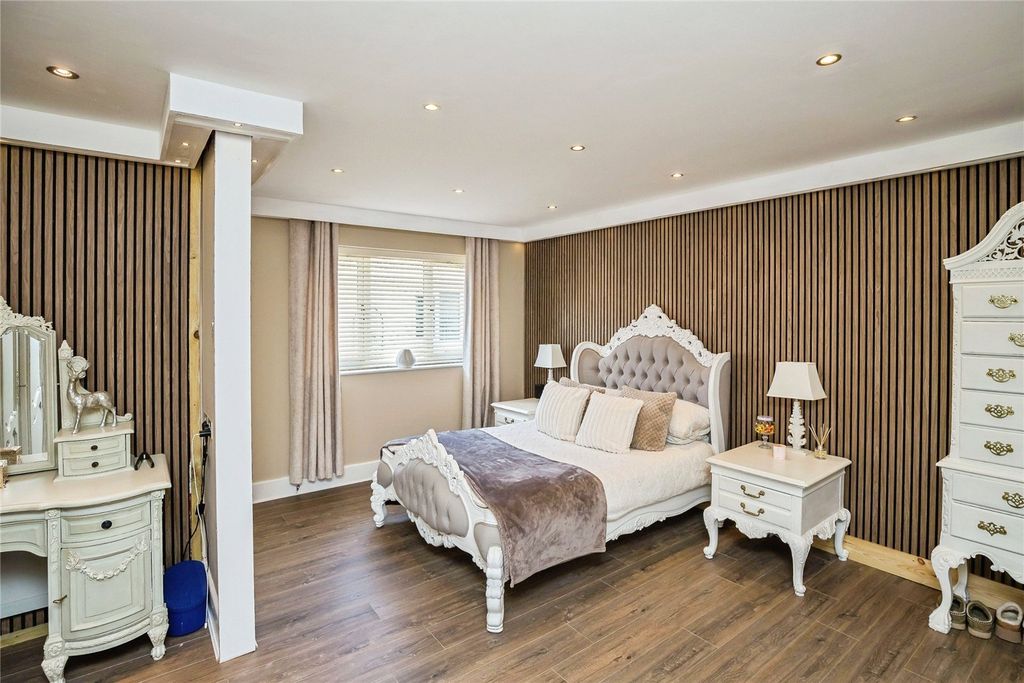 Additional image 20 of 5 bed bungalow for saleTan Y Graig, Cefn Mawr, Wrexham, Wrecsam LL14