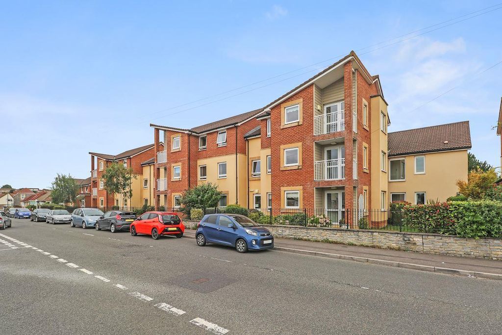 Property photo 1 of 18 Fussells Court