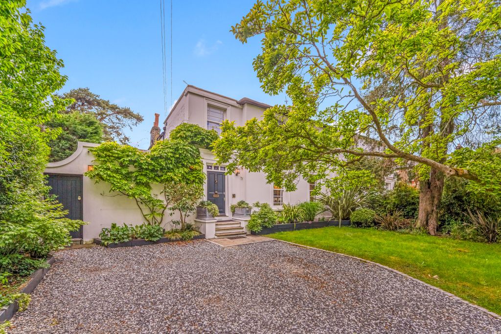 Property photo 1 of 23 25 Trafalgar Road, Twickenham, Tw2_4
