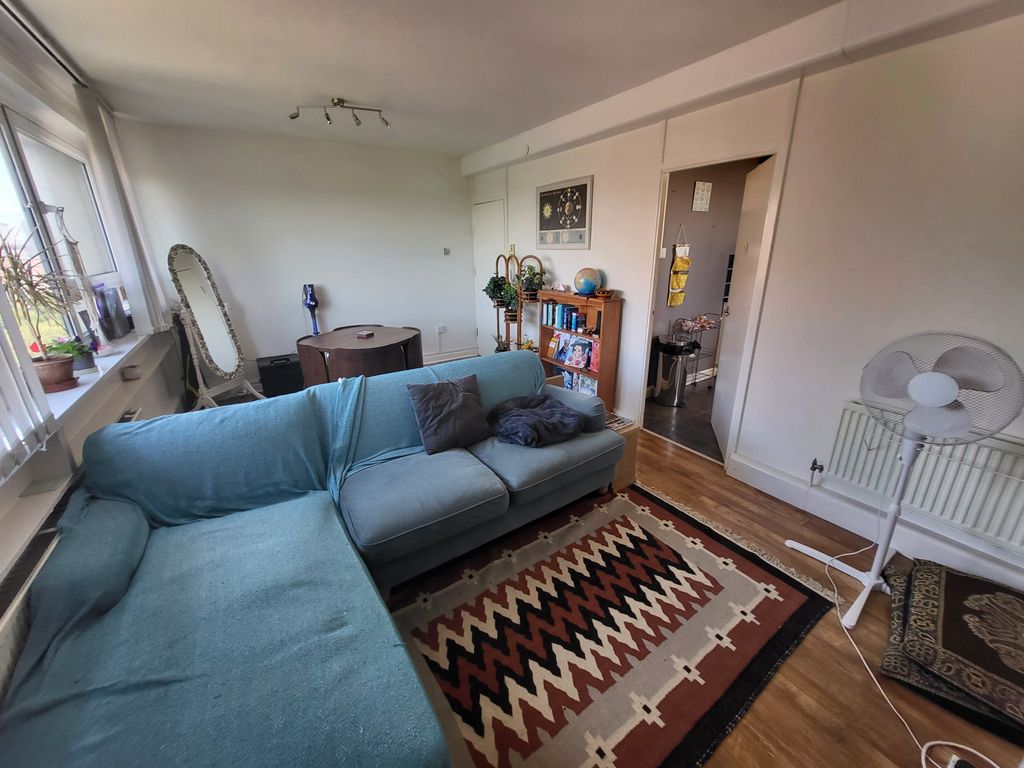 Property photo 2 of 14 Gallery