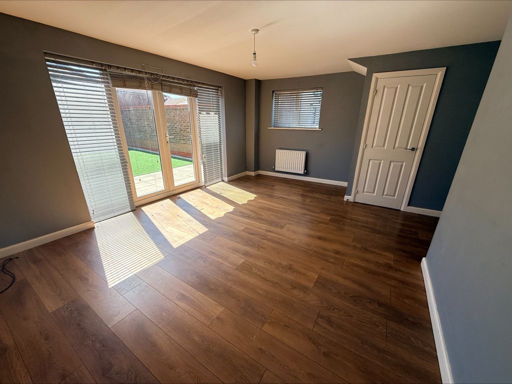 Property photo 3 of 25