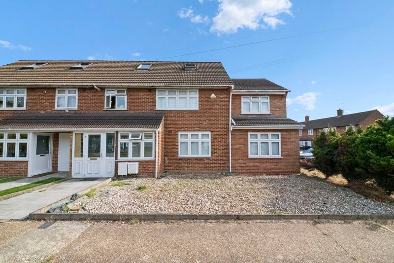 Property photo 1 of 11 Photo 6