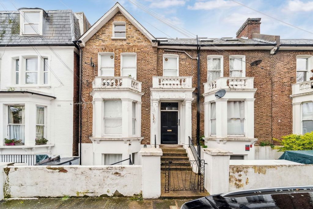 Property photo 1 of 5