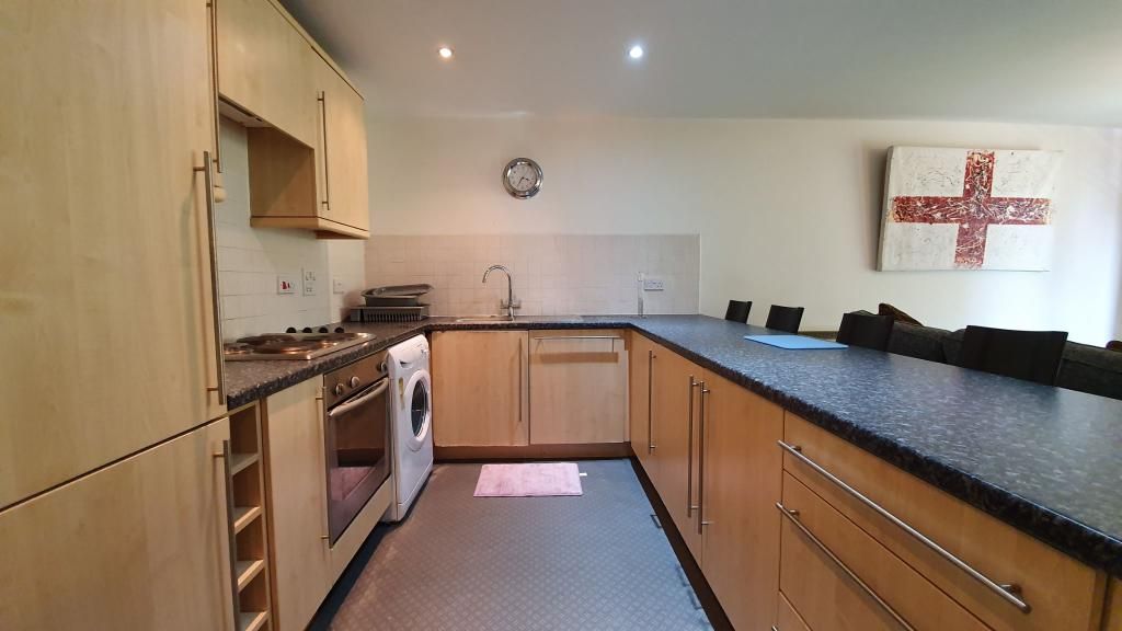 Property photo 3 of 9 Gallery