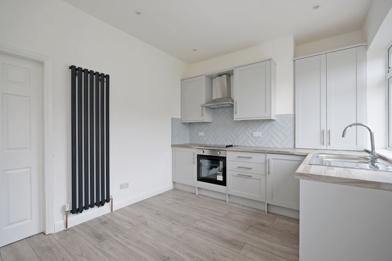 Property photo 2 of 12 Kitchen