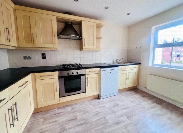 Property photo 2 of 14 Picture No. 11