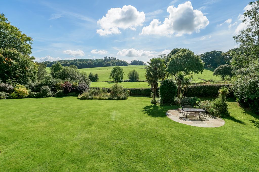 Additional image 5 of 5 bed detached house for saleChelford Road, Prestbury, Macclesfield, Cheshire SK10