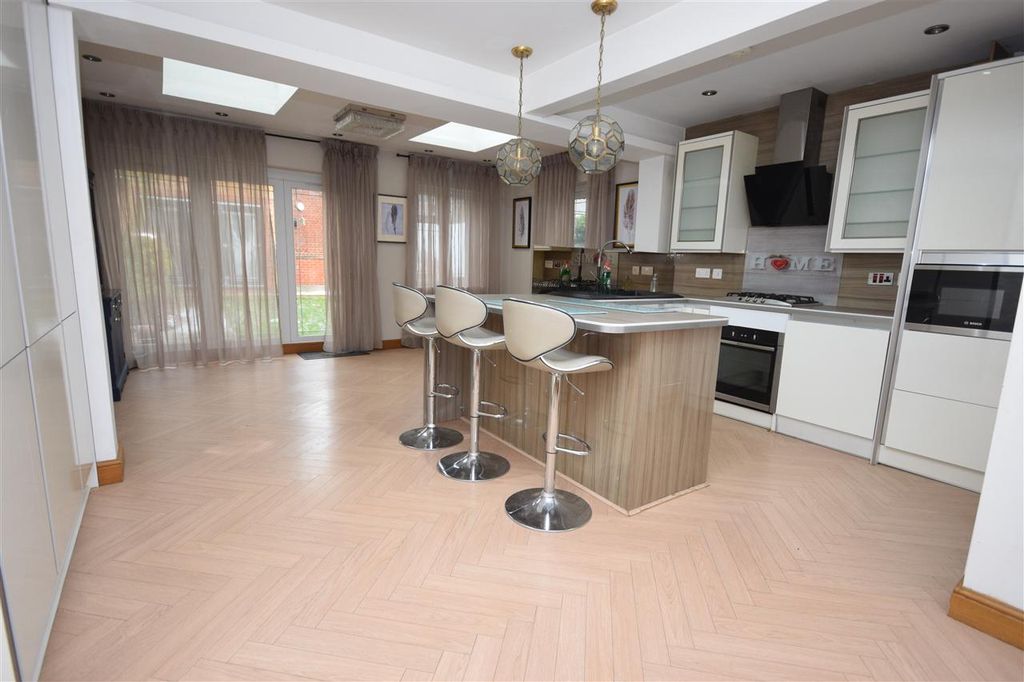 Property photo 1 of 24 Main Picture