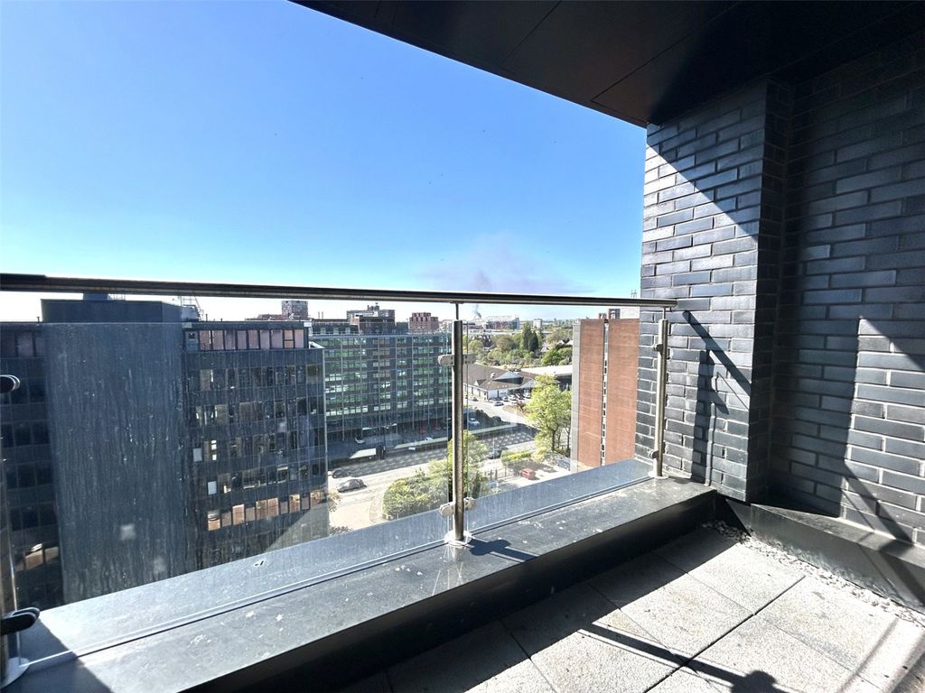 Property photo 2 of 10 Picture No. 04