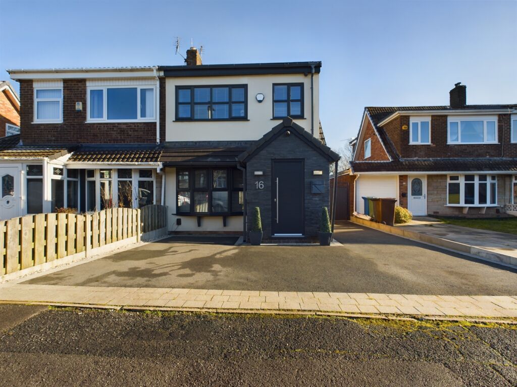 Property photo 1 of 24