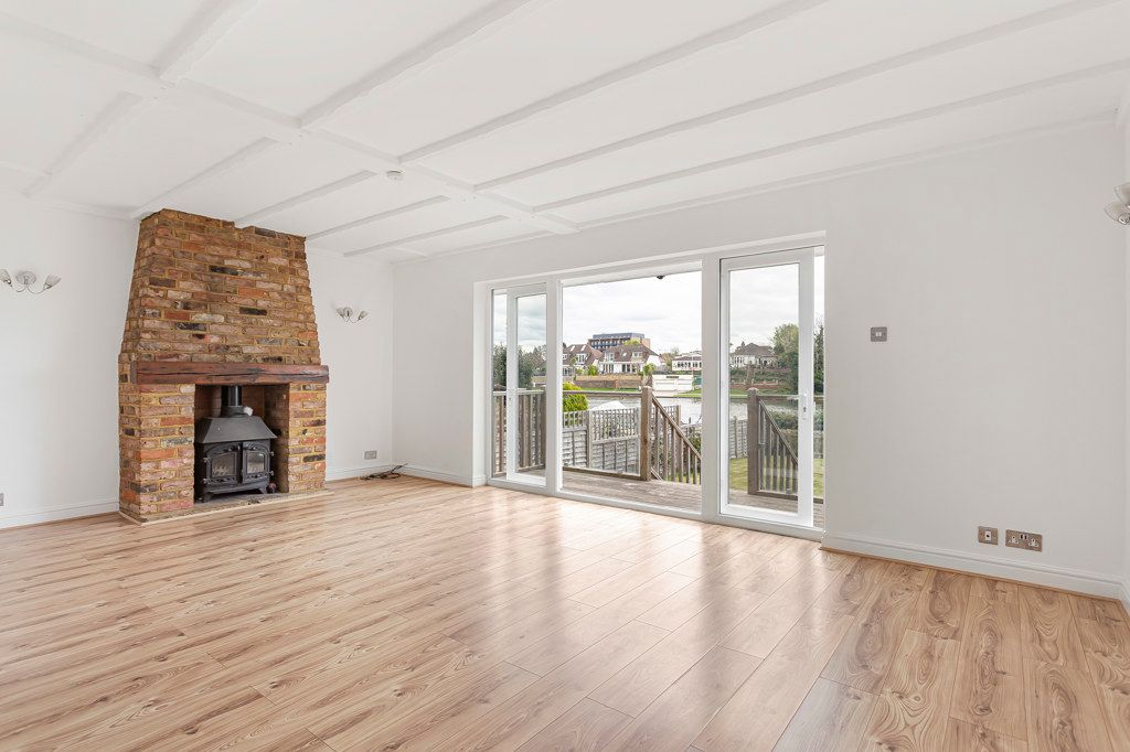 Property photo 3 of 16 Reception Room