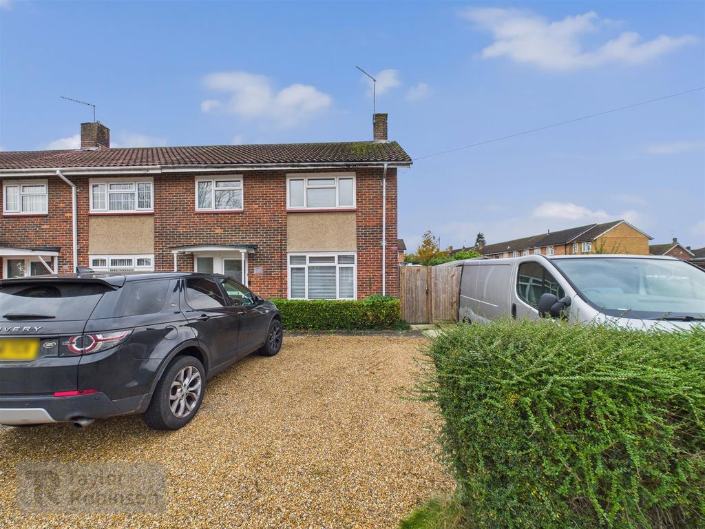 Property photo 1 of 12 Cam02600G0-Pr0594-Still013.Jpg