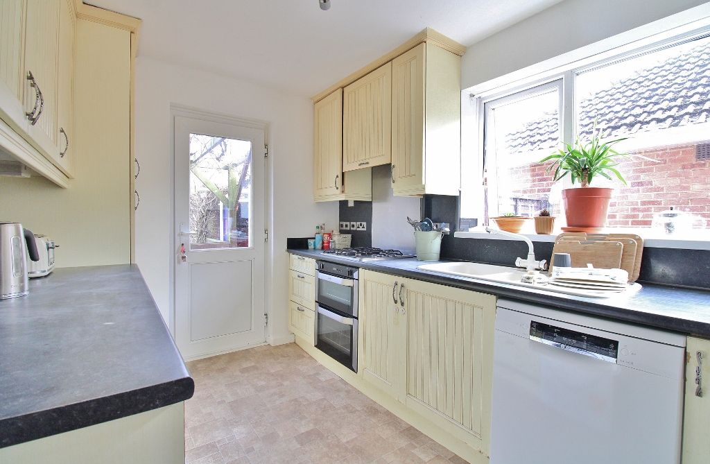 Property photo 2 of 23