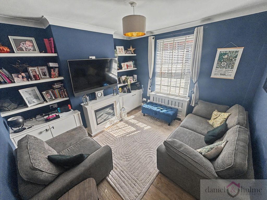 Property photo 2 of 19 Img_9390