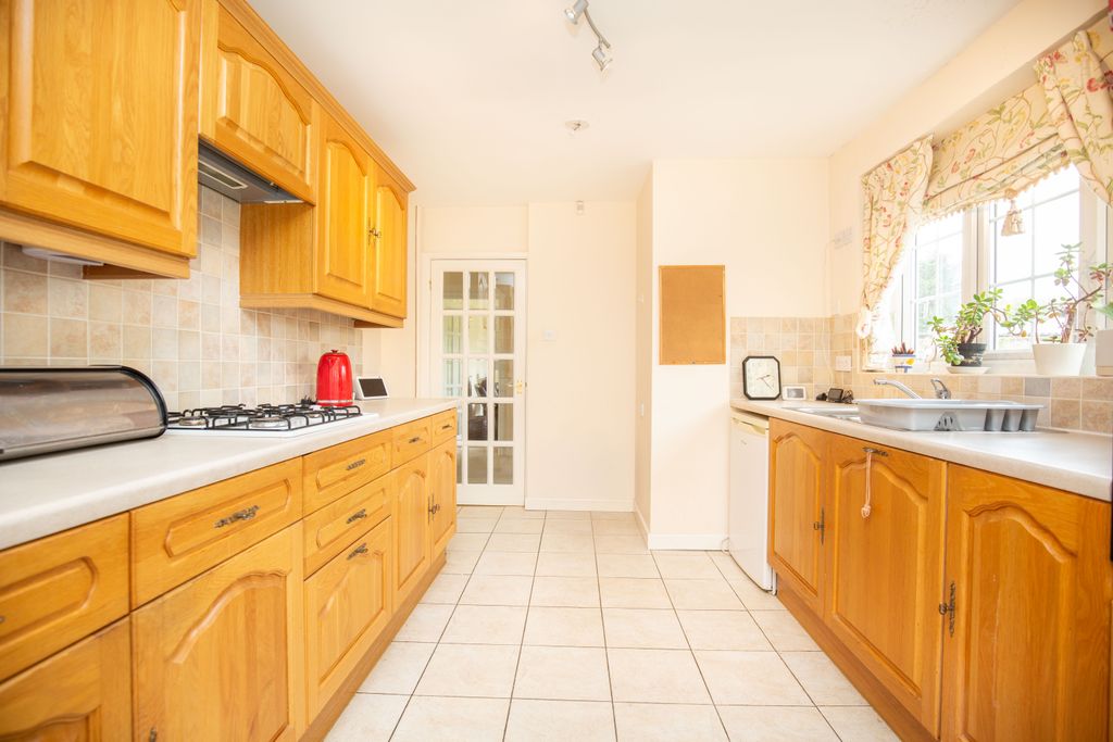 Additional image 7 of 2 bed detached bungalow for saleHolte Road, Atherstone CV9