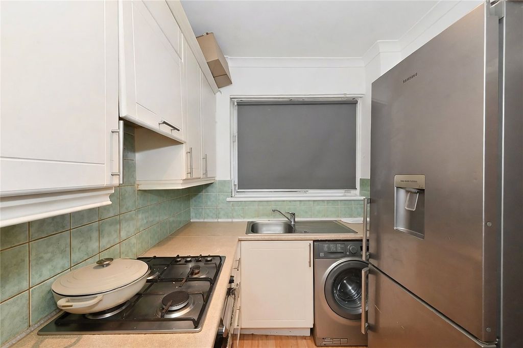 Property photo 2 of 14 Picture No. 05