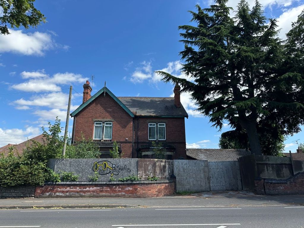 Property photo 1 of 13