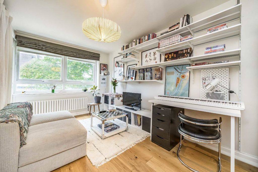 Property photo 1 of 5