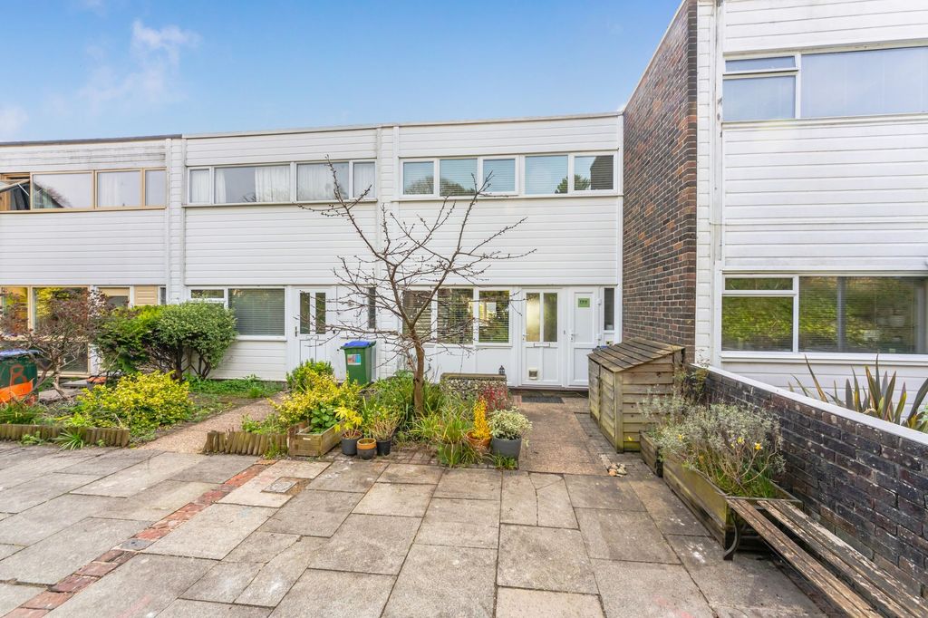 Property photo 1 of 23