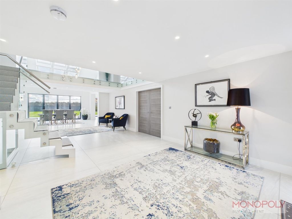 Property photo 3 of 54 Cam03815G0-Pr0386-Still007.Jpg