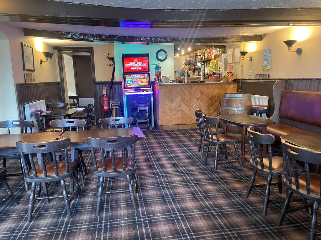 Property photo 3 of 18