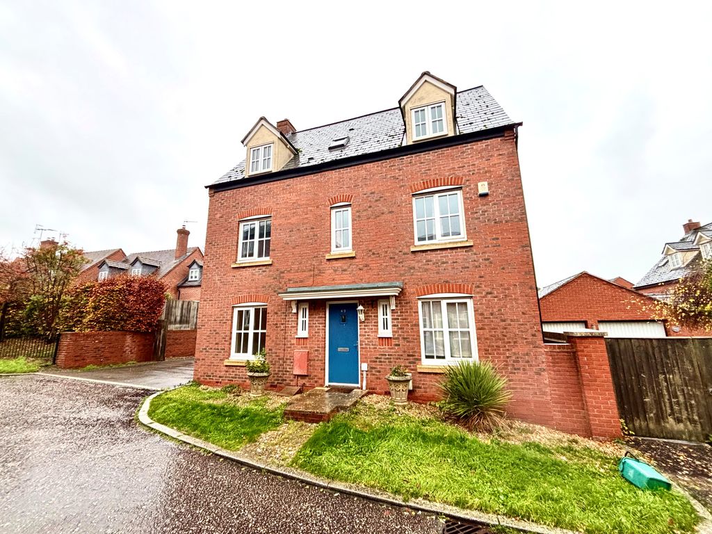 Property photo 1 of 17