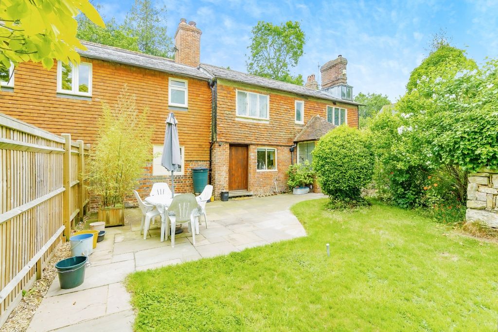 Property photo 2 of 18 Photo