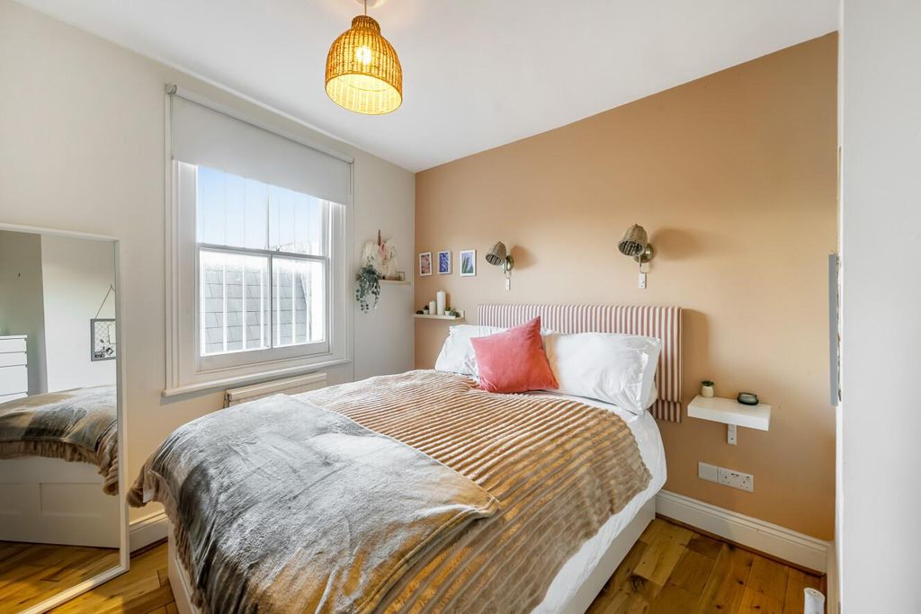 Property photo 3 of 9 Picture 3