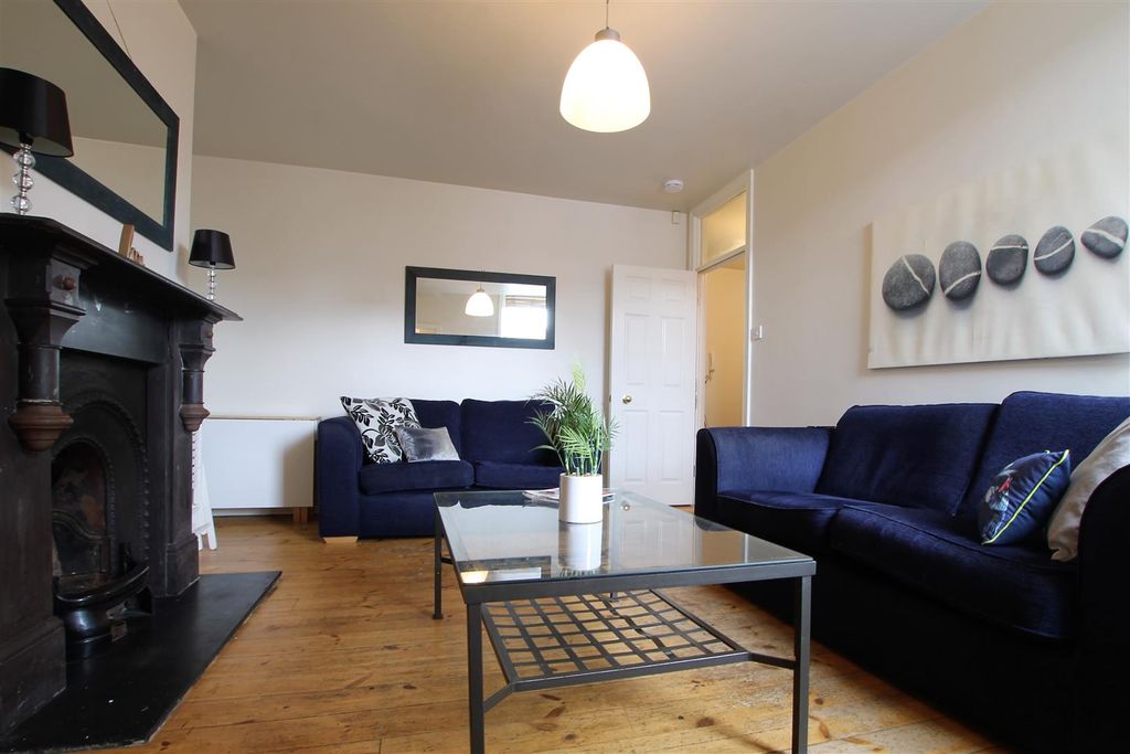 Property photo 1 of 10 475.Jpg