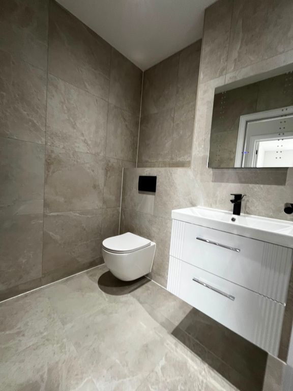 Property photo 2 of 24 Photo 1