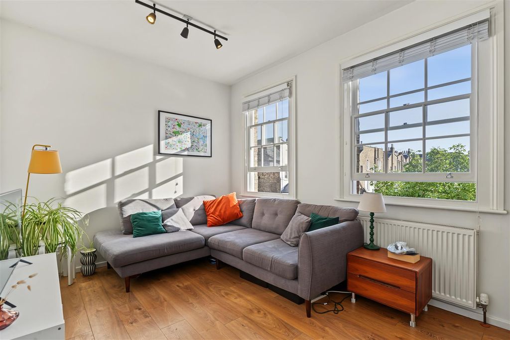Property photo 3 of 11 3.Jpg