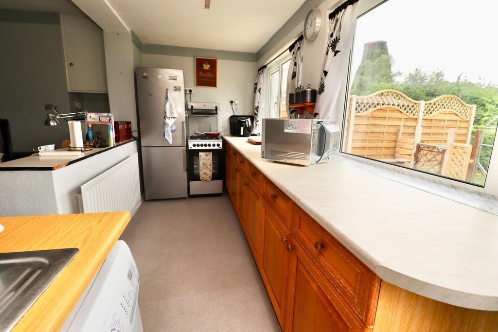 Property photo 2 of 13 Img_8188
