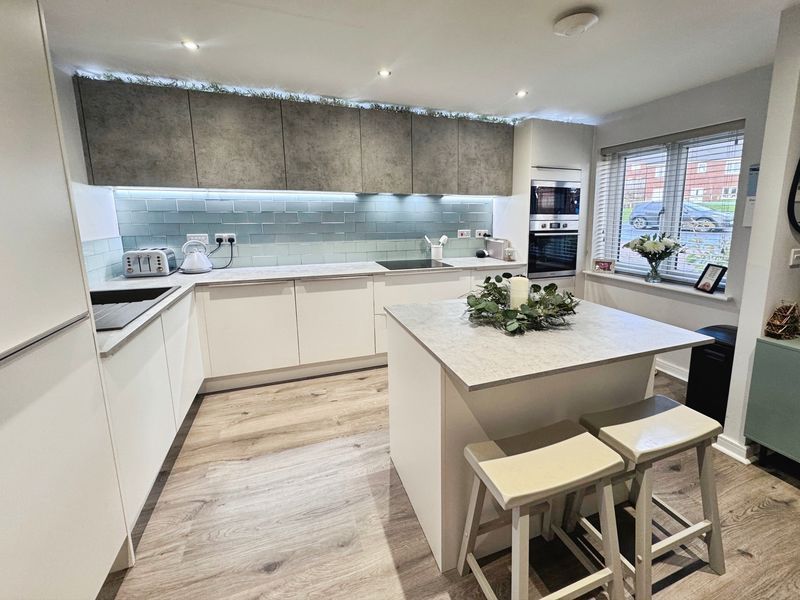 Property photo 2 of 9 Photo 7