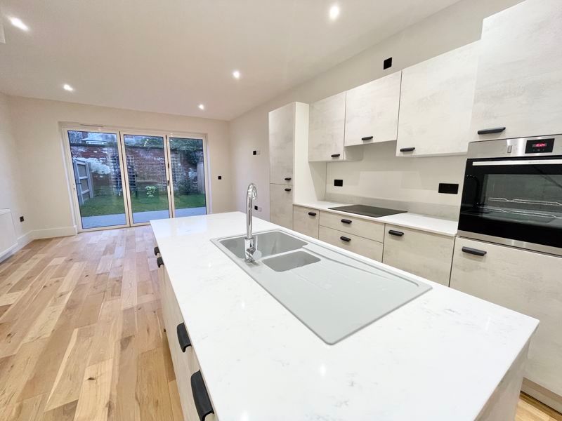 Property photo 2 of 18 Kitchen Close Up