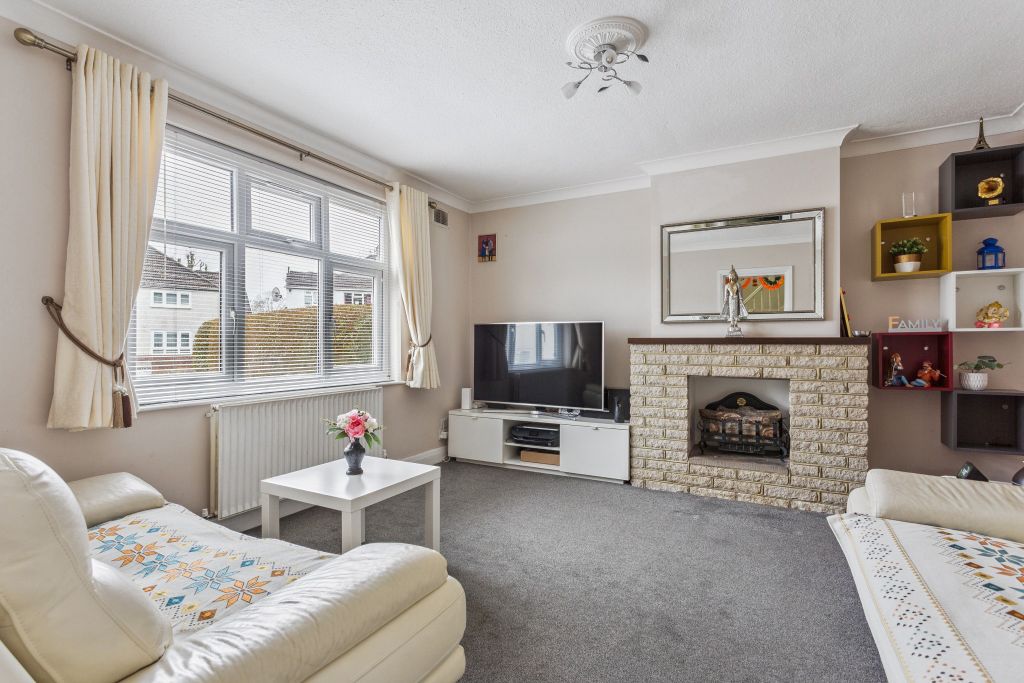 Property photo 2 of 12