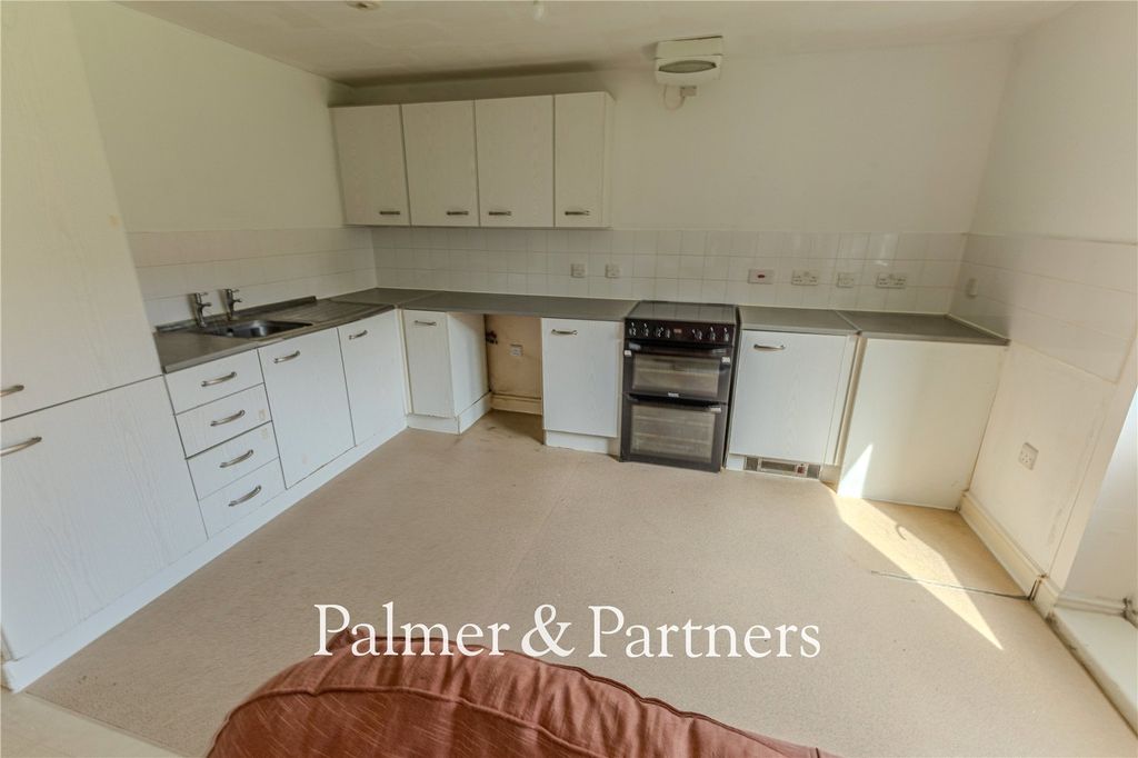 Property photo 2 of 11 Picture No. 06