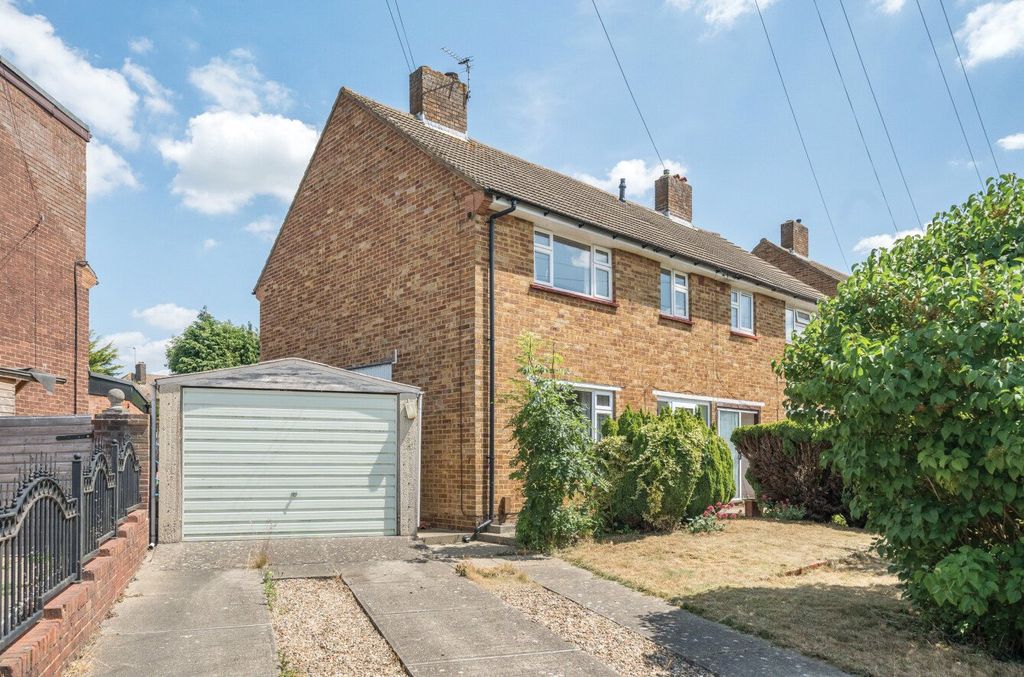 Property photo 1 of 24 Picture No. 23