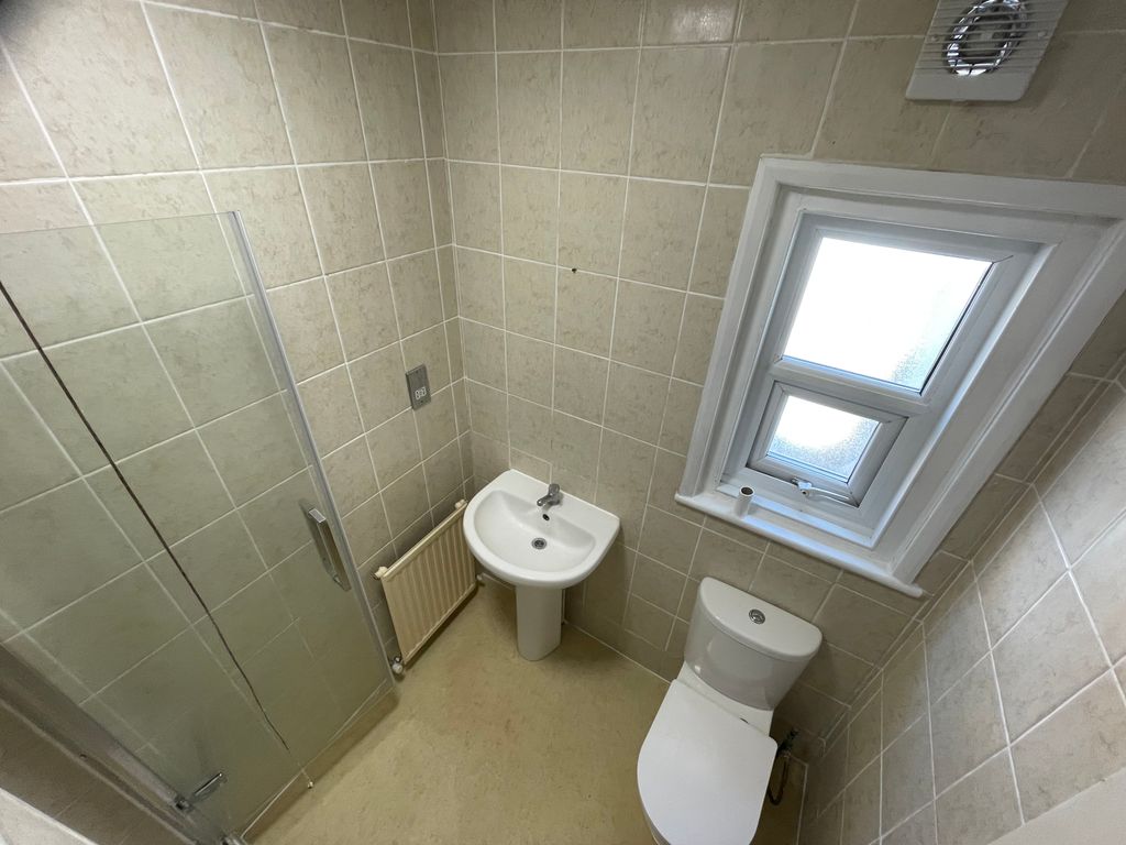Property photo 3 of 10 Img_1320