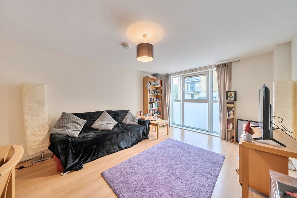 Property photo 1 of 13 1456276-4-6A01E1d...