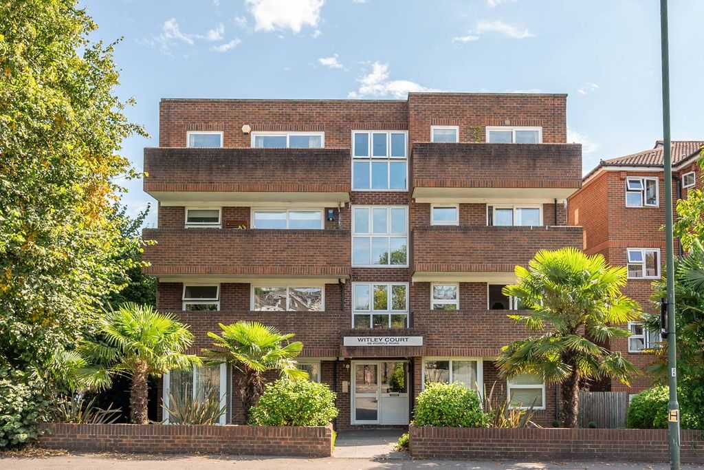 Property photo 3 of 11