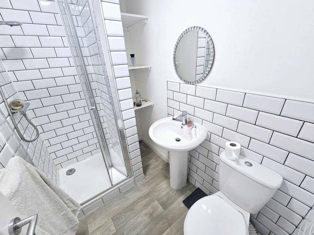 Property photo 2 of 6 Image