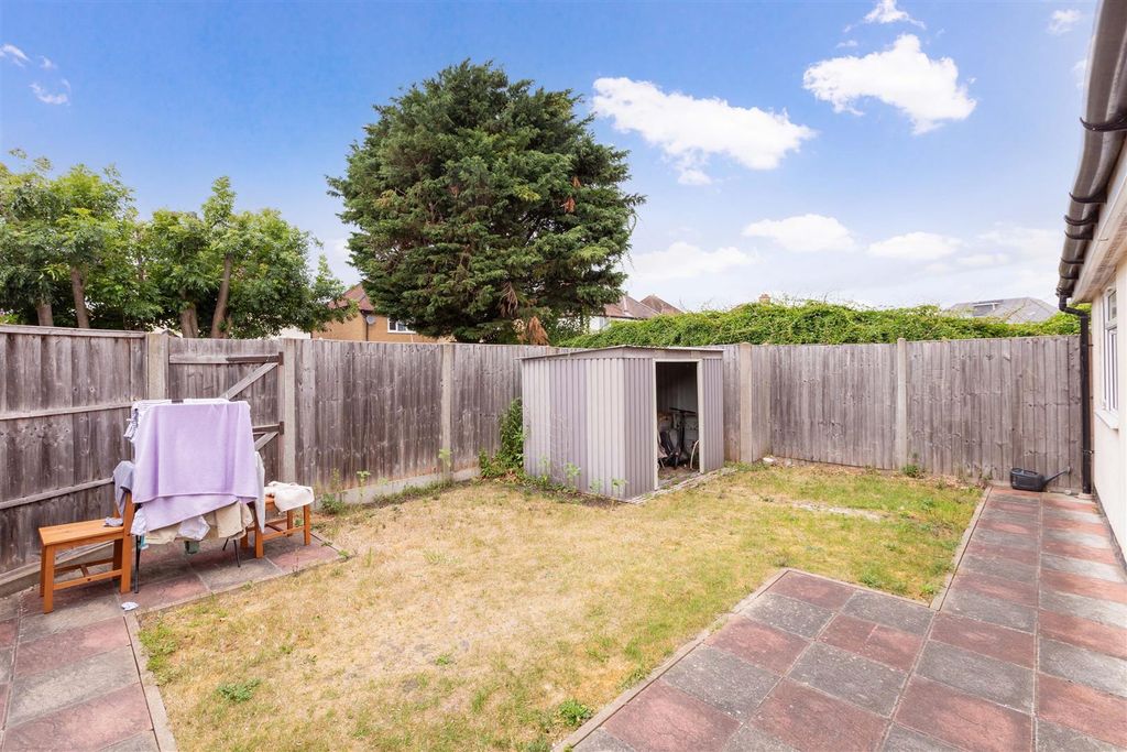 Property photo 3 of 13