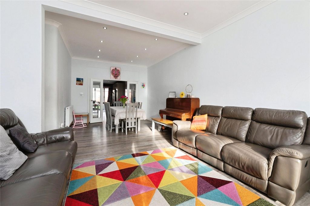 Property photo 3 of 18 Picture No. 43