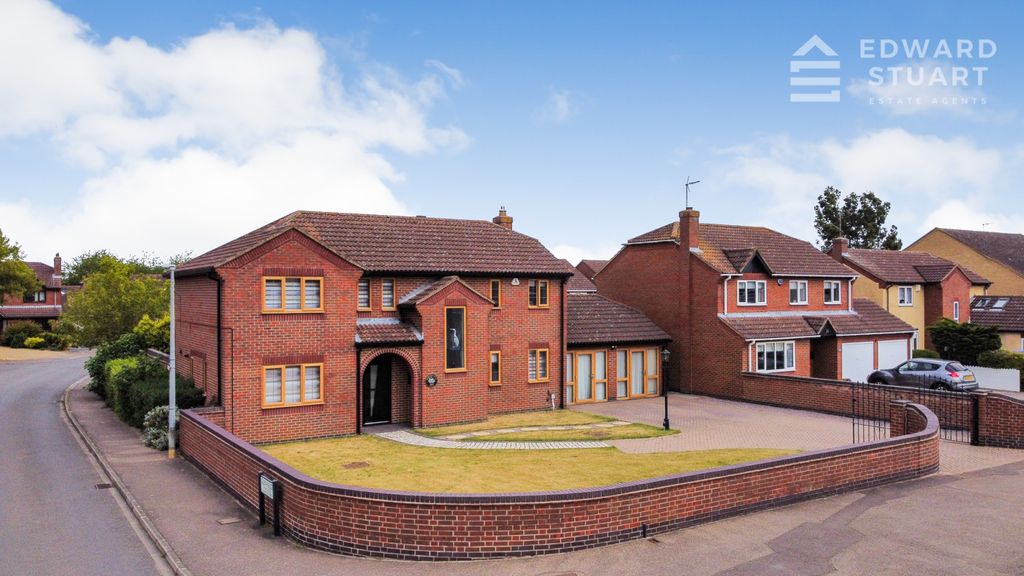Property photo 1 of 20 Stonald Road