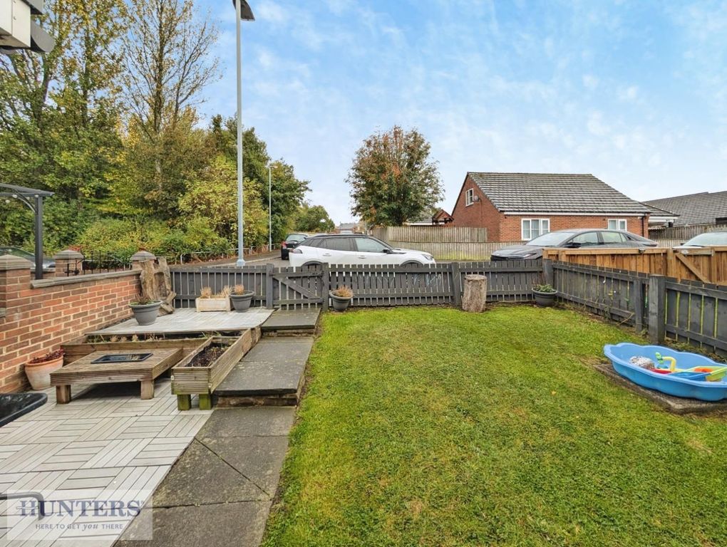 Property photo 2 of 16 Outdoor Space