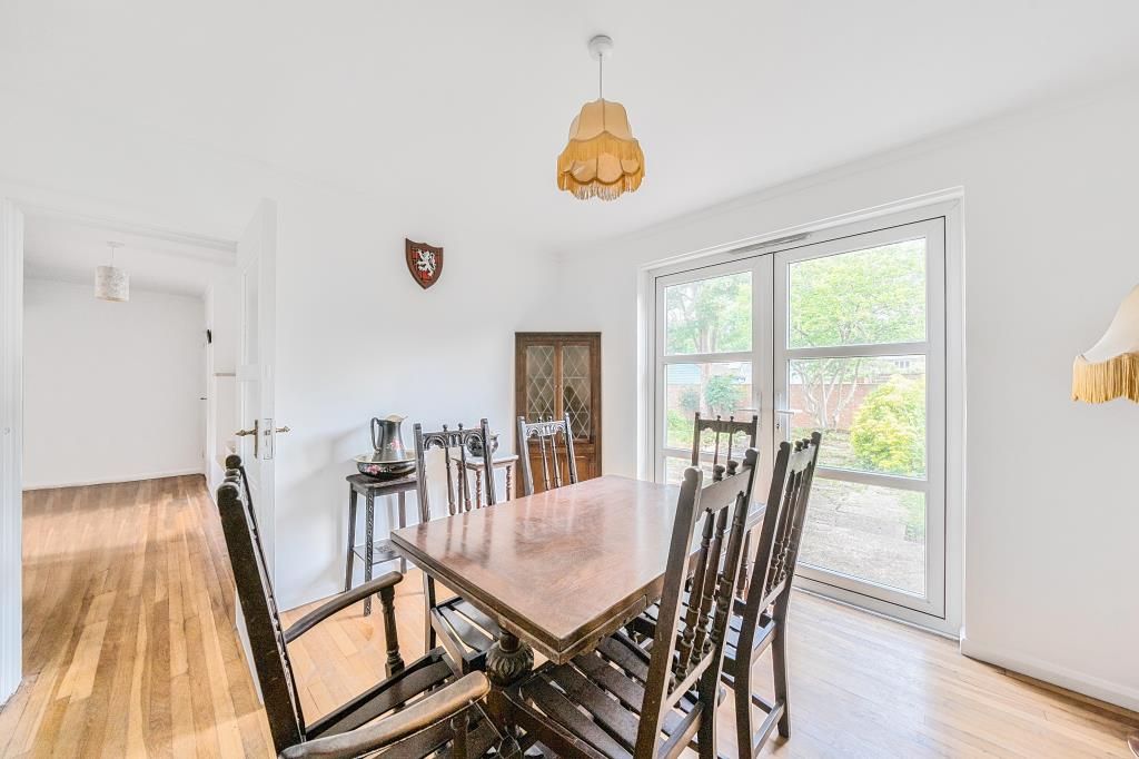 Property photo 3 of 22 Dining Area