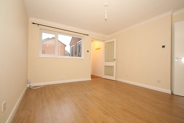 Property photo 2 of 5 Lounge